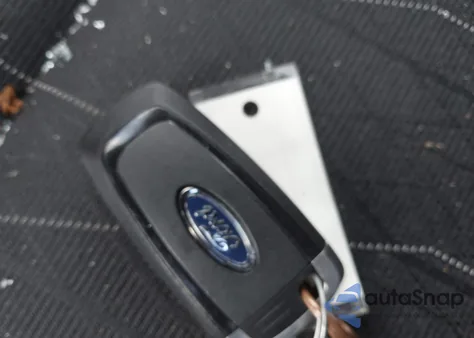 2021 Ford Ecosport Se z USA, uszkodzony, nr VIN MAJ6S3GL0MC404528